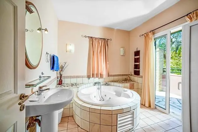 Villa, 3 Yatak Odası, Kişiye Özel Havuzlu, Deniz Manzaralı