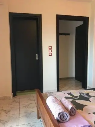 Üç Kişilik Oda