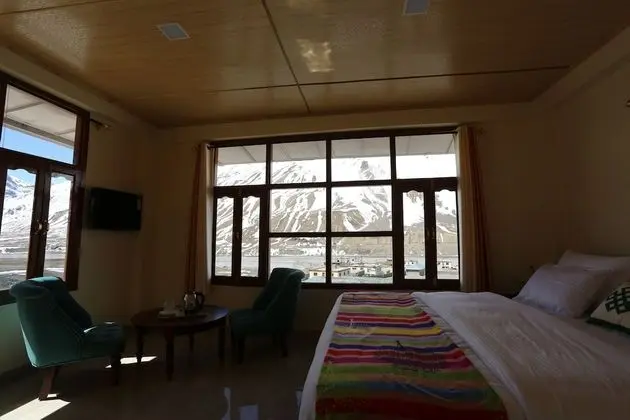 Superior Oda, Dağ Manzaralı