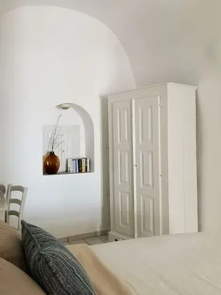 Honeymoon Cave Suite with Outdoor Jacuzzi
