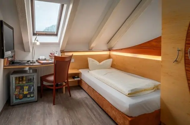 Standard Tek Kişilik Oda