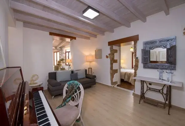 Villa, 5 Yatak Odası, Şömine