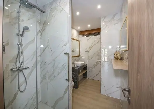 Villa, 5 Yatak Odası, Şömine