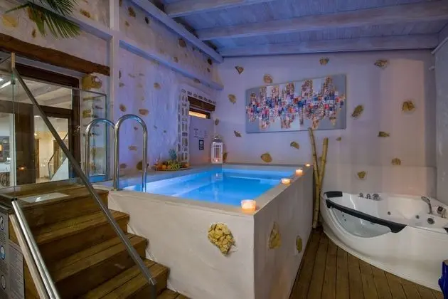 Villa, 5 Yatak Odası, Şömine