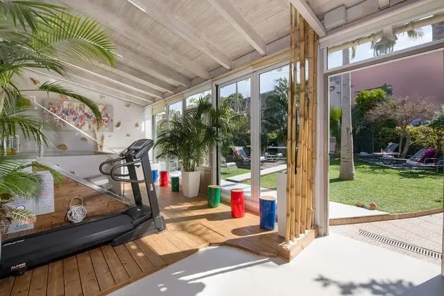 Villa, 5 Yatak Odası, Şömine