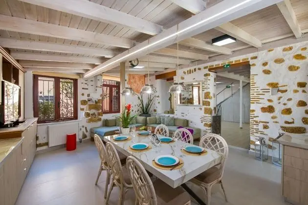 Villa, 5 Yatak Odası, Şömine
