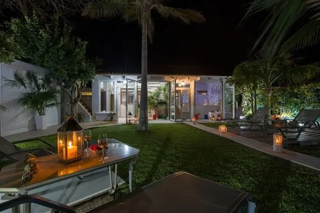 Villa, 5 Yatak Odası, Şömine