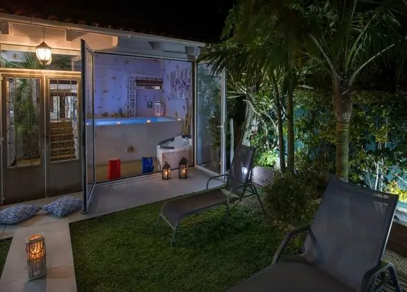Villa, 5 Yatak Odası, Şömine