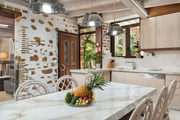 Villa, 5 Yatak Odası, Şömine