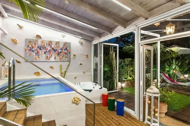 Villa, 5 Yatak Odası, Şömine