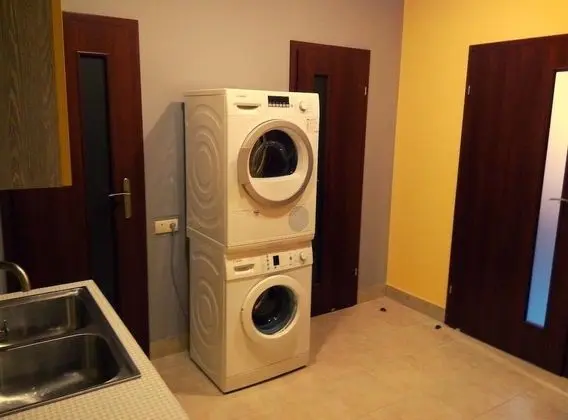Ortak Ranzalı Oda, Karma Ranzalı Oda (Bed in 10-bed Room)