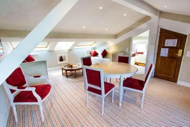 Family Süit, Kısmi Deniz Manzaralı (Appartement Mansardé)