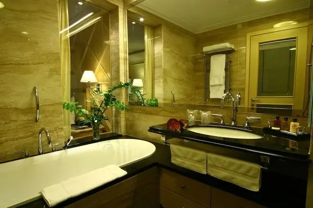 Premium Tek Büyük veya İki Ayrı Yataklı Oda, Balkon, Deniz Manzaralı