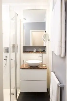 Comfort Tek Büyük Yataklı Oda