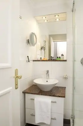 Standard Oda, Bahçe Manzaralı