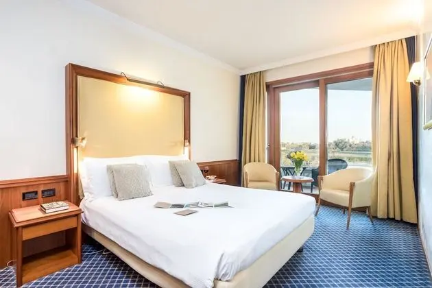 Standard Büyük Yataklı Tek Kişilik Oda, Balkon