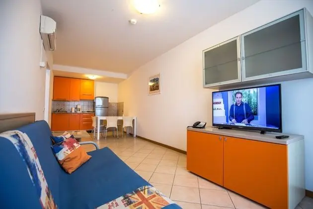 Apart Daire, 1 Yatak Odası, Balkon, Park Manzaralı (3+2)