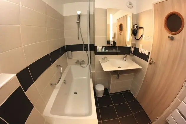 Superior Tek Büyük Yataklı Oda, Balkon, Deniz Manzaralı