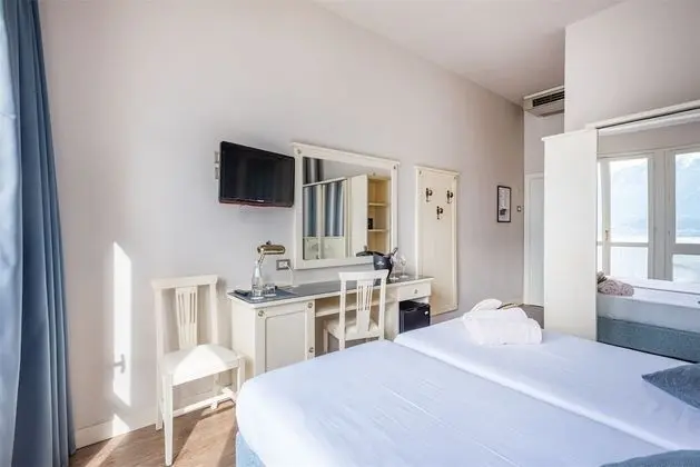 Comfort Tek Büyük veya İki Ayrı Yataklı Oda, Göl Manzaralı