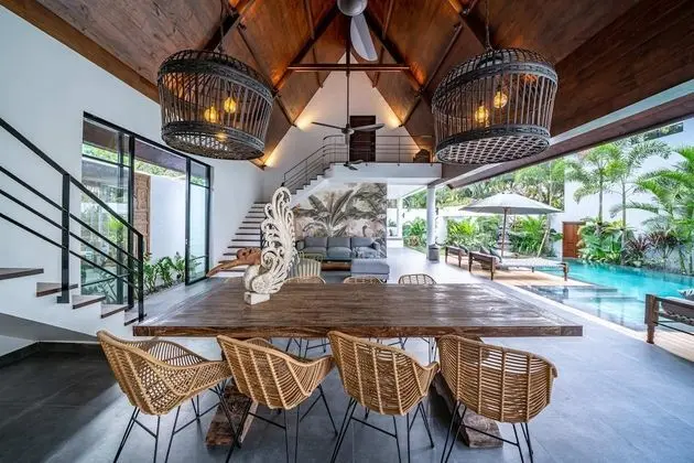 Villa, 4 Yatak Odası, Sigara İçilebilir, Kişiye Özel Havuzlu