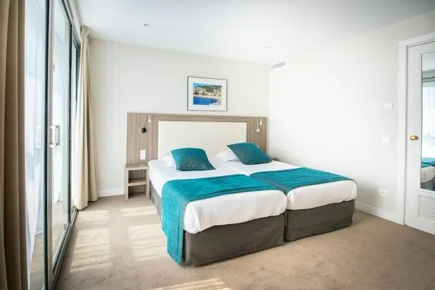 Premium Twin room