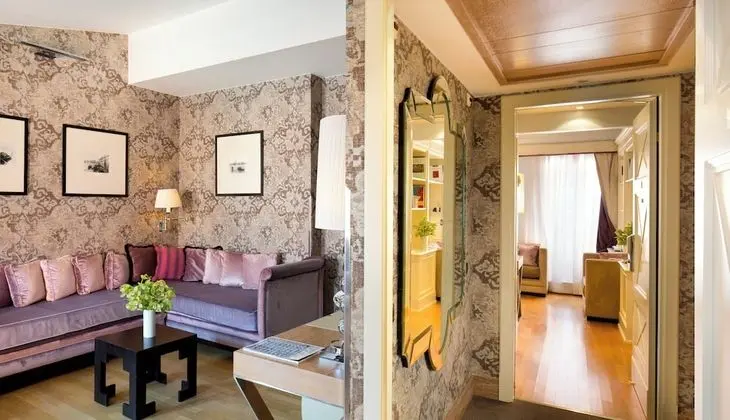 Presidential Suite (Suite Temptation)