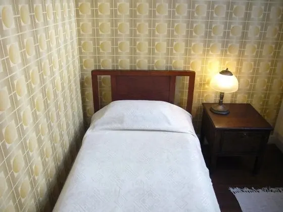 Tek Kişilik Oda, Ortak Banyo