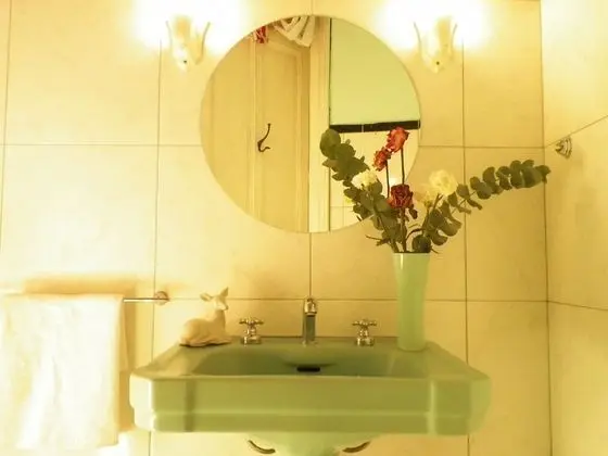Tek Kişilik Oda, Ortak Banyo