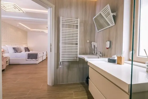 Apartment with wheelchair access