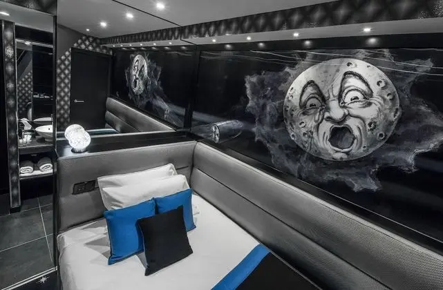 Tek Kişilik Oda (Melies)