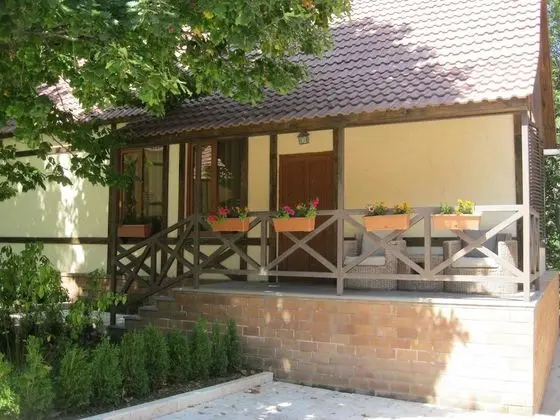 Luxury Kır Evi, 2 Yatak Odası, Sigara İçilebilir