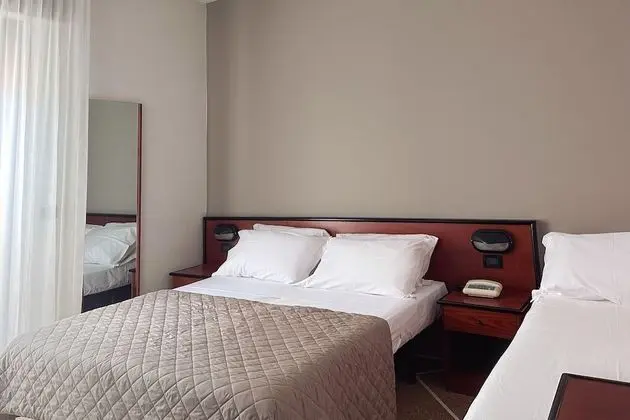 Standard Üç Kişilik Oda