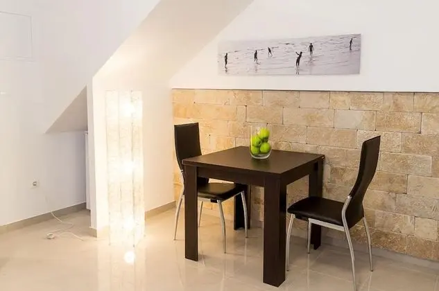 Stüdyo Süit, Balkon