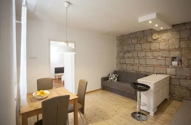 Traditional Apart Daire, Birden Çok Yatak, Şehir Manzaralı