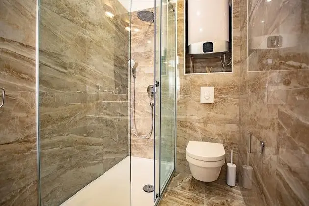 City Tek Büyük Yataklı Oda, 1 En Büyük (King) Boy Yatak (1)