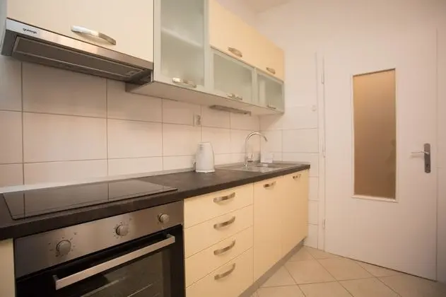 Comfort Apart Daire, 1 Büyük (Queen) Boy Yatak ve Çekyat