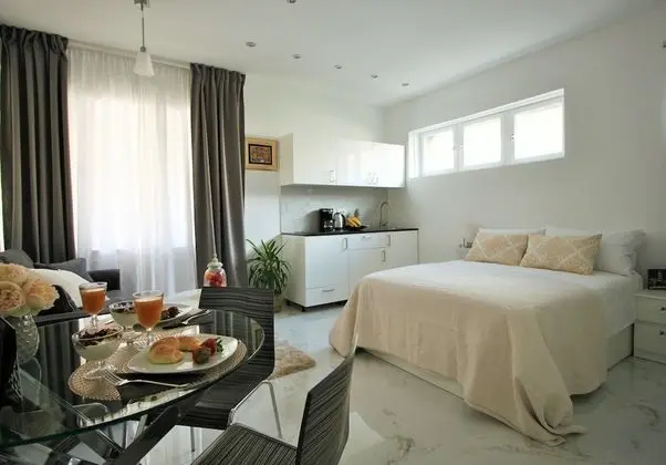 Superior Stüdyo Süit