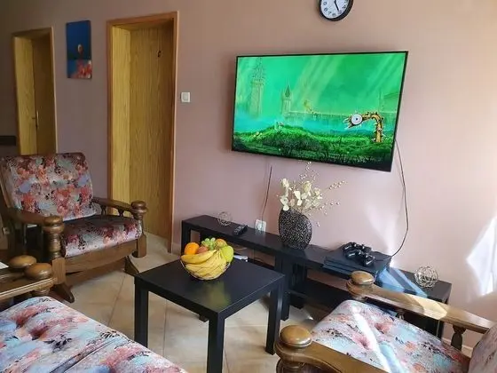 Villa (Four-Bedroom Apartment with Private P)