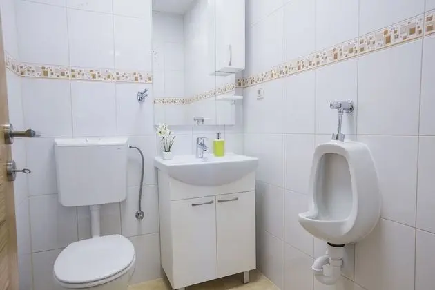 Villa (Four-Bedroom Apartment with Private P)