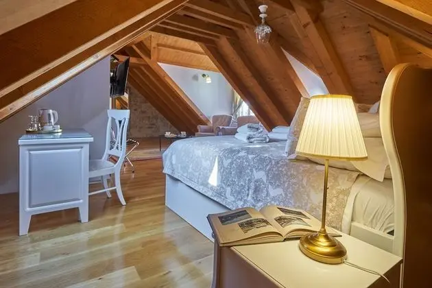 Deluxe Double or Twin Room - Annex