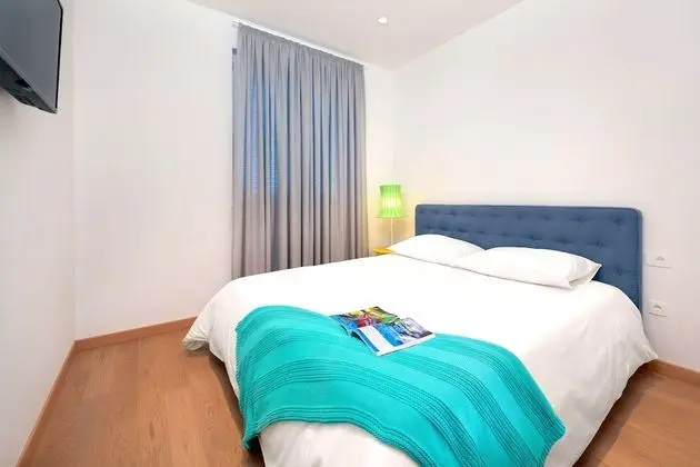 Grand Apart Daire, Şehir Manzaralı