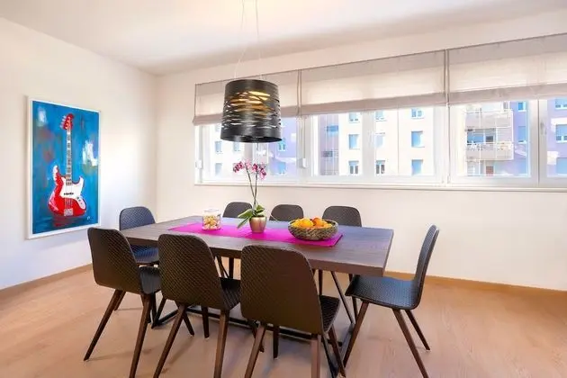 Grand Apart Daire, Şehir Manzaralı
