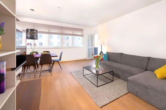 Grand Apart Daire, Şehir Manzaralı