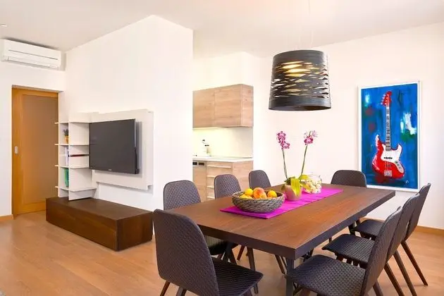 Grand Apart Daire, Şehir Manzaralı