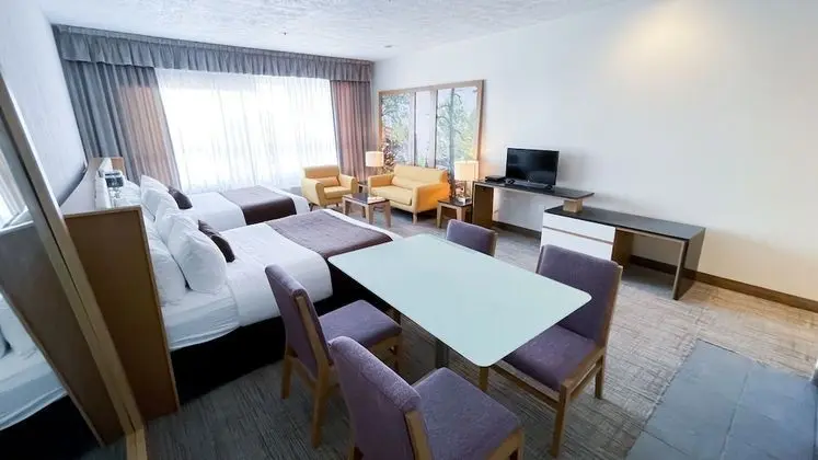 Town Center Junior Suite With Kitchen