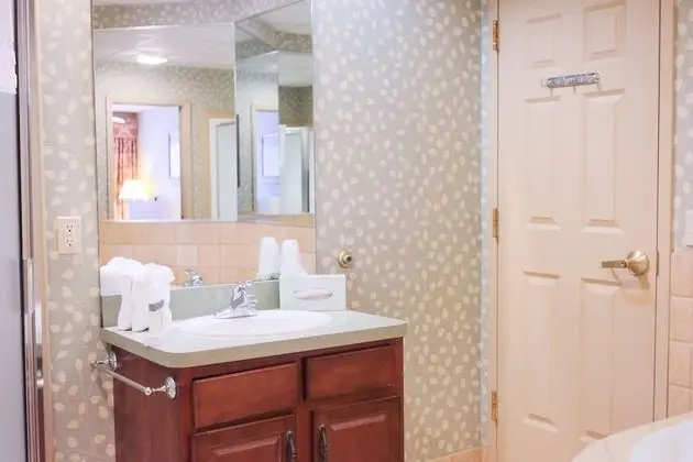 Willowbrook One Bedroom Suite Run of the House