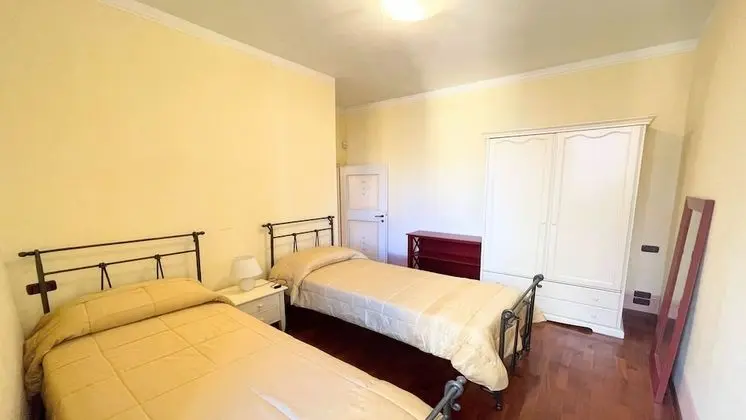 Villa, 5 Yatak Odası, Şömine