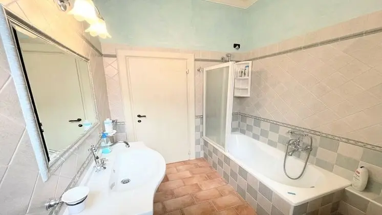 Villa, 5 Yatak Odası, Şömine