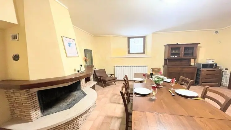 Villa, 5 Yatak Odası, Şömine