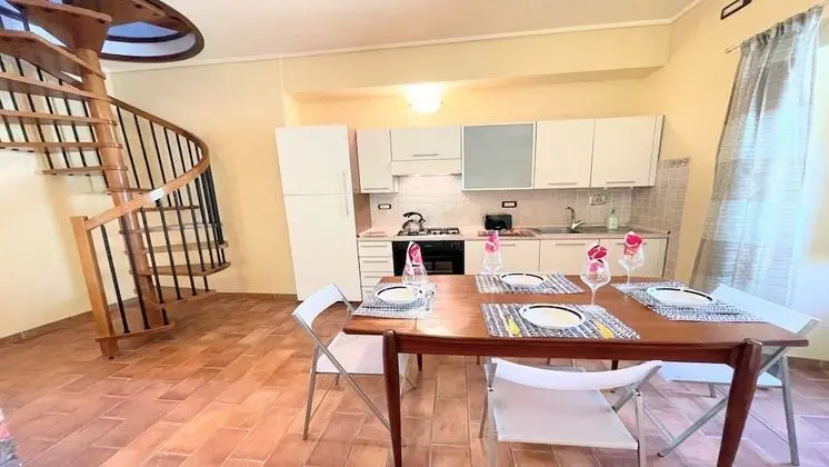 Villa, 5 Yatak Odası, Şömine